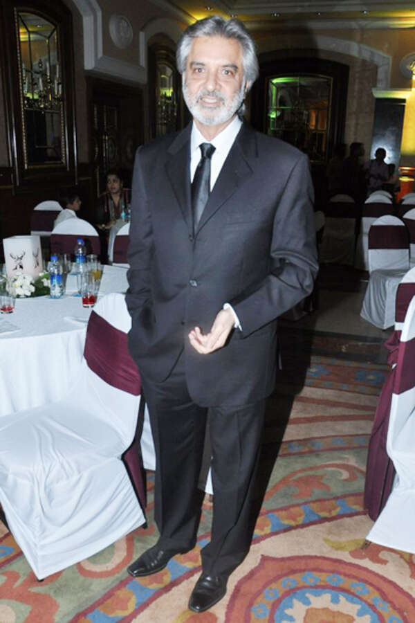 Romesh Sharma Pictures
