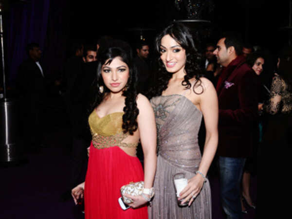 Khushali Kumar Wallpapers