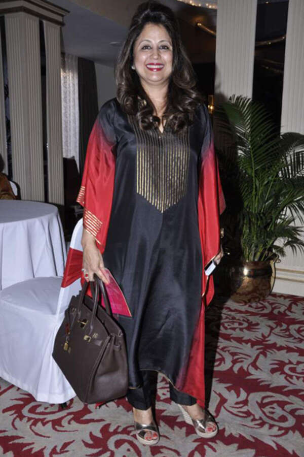 Neelam Shah Images