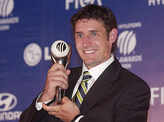 Michael Hussey to retire from Int'l cricket