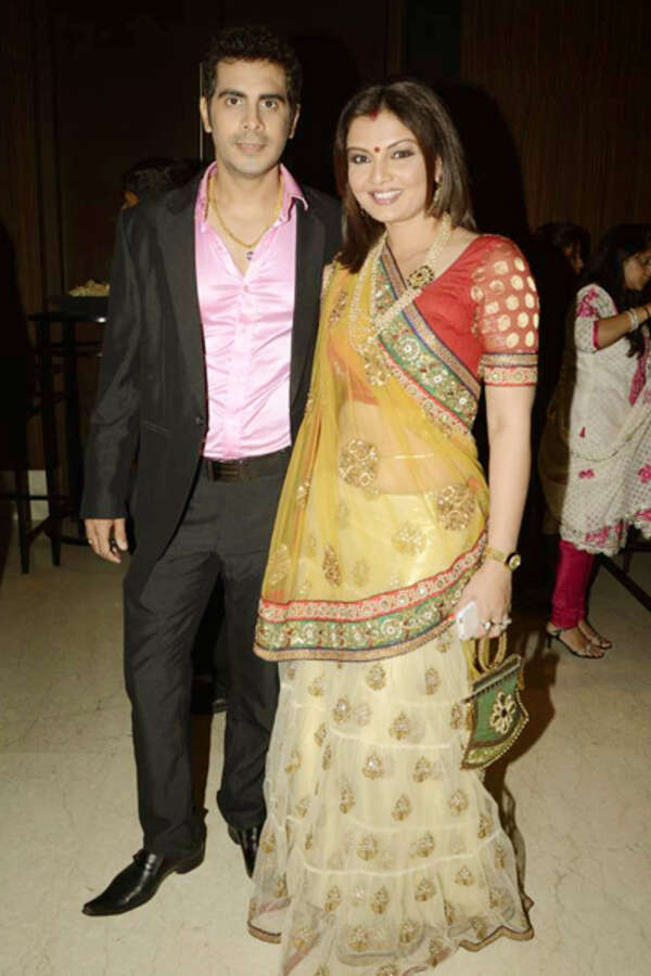 Ravi Adhikari Pictures