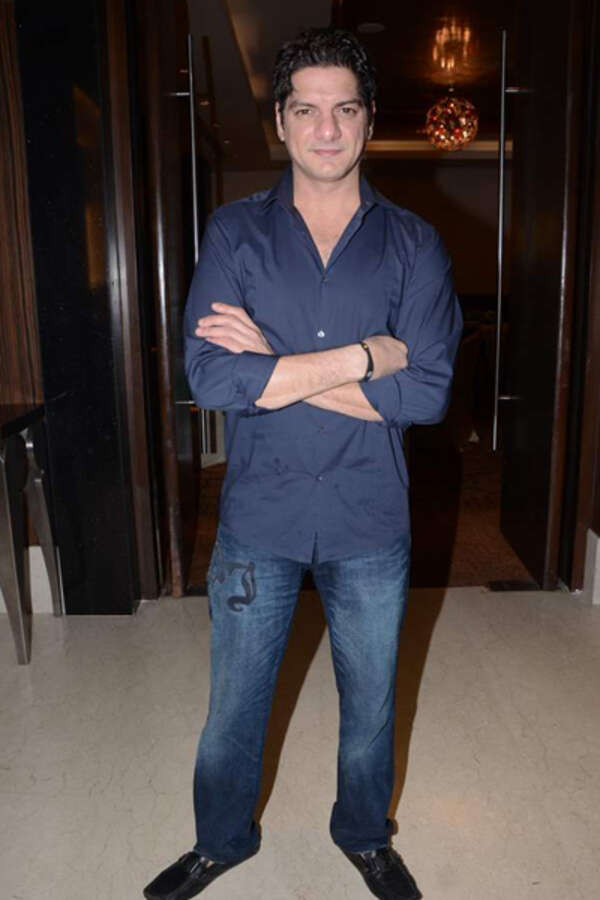Ravi Adhikari
