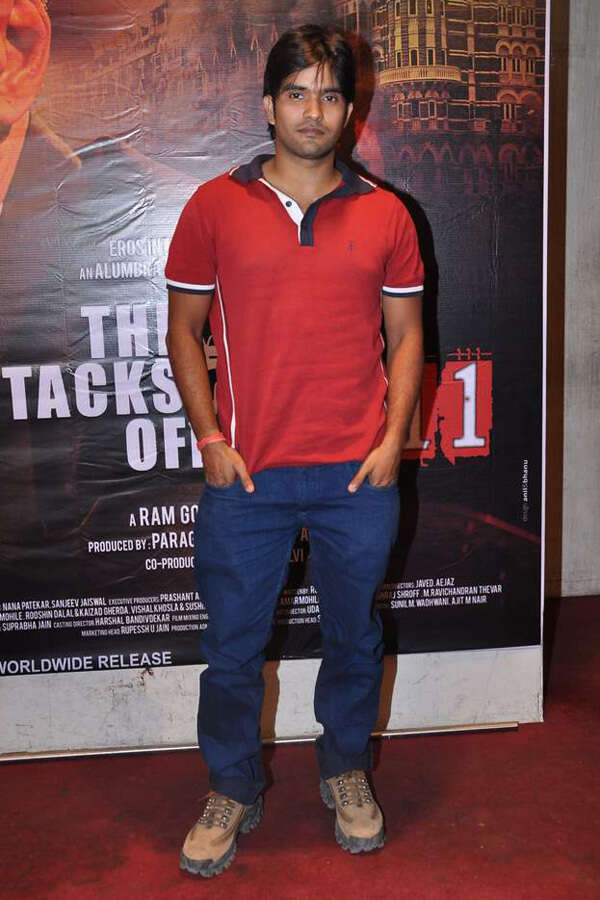 Sanjeev Jaiswal Images
