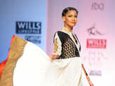 WIFW '13: Day 3: Ekta Jaipuria & Ruchira Kandhari
