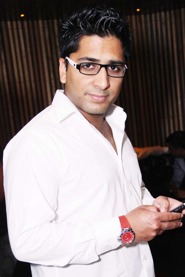 Varun Tandon Photos