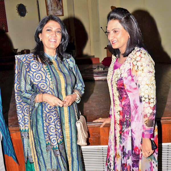 Lubna Salim Images