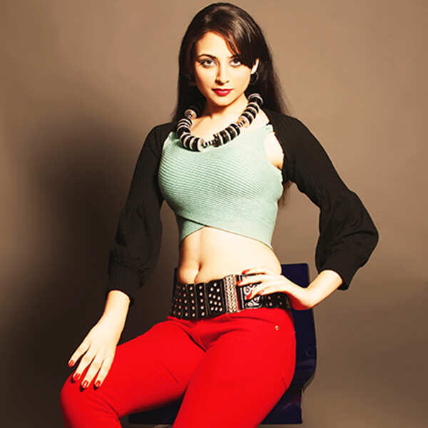 Zoya Afroz