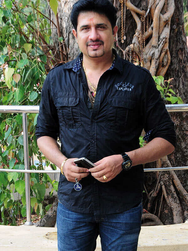 Jayakrishnan Wallpapers