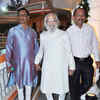 Article image for: Mangeshkars @ awards event