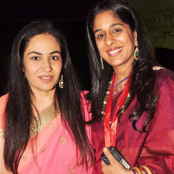 Divya Singh Photos