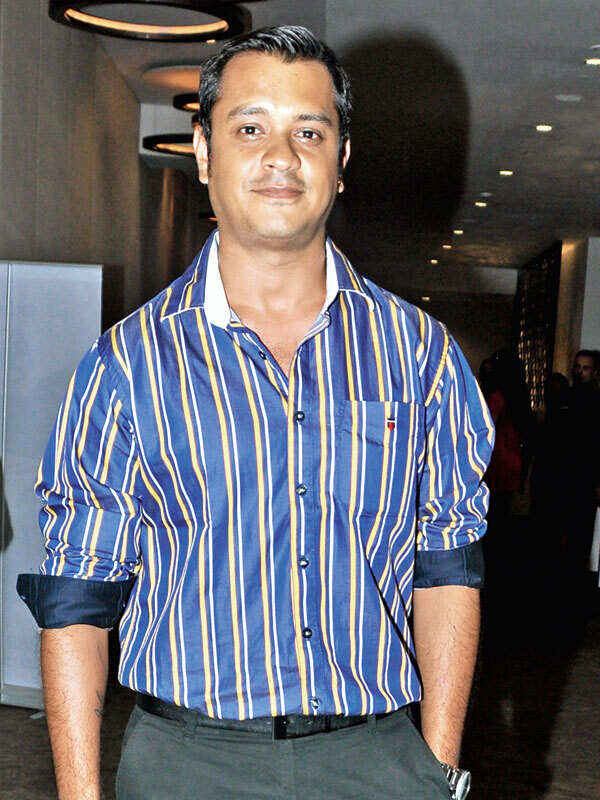 Anuj Gurwara Photos