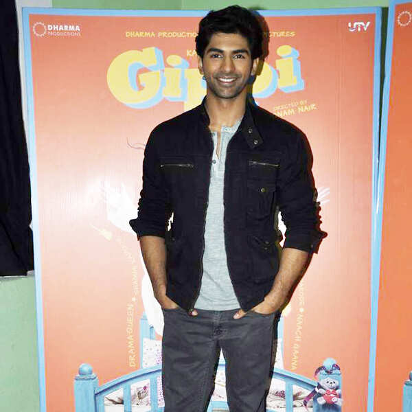 Taaha Shah Pictures