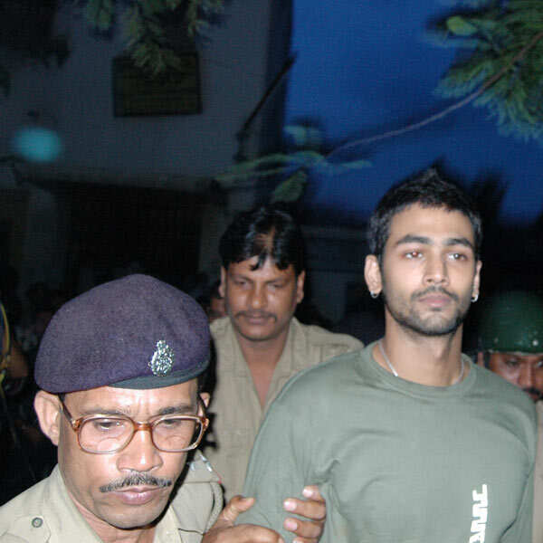 Shayan Munshi Photos