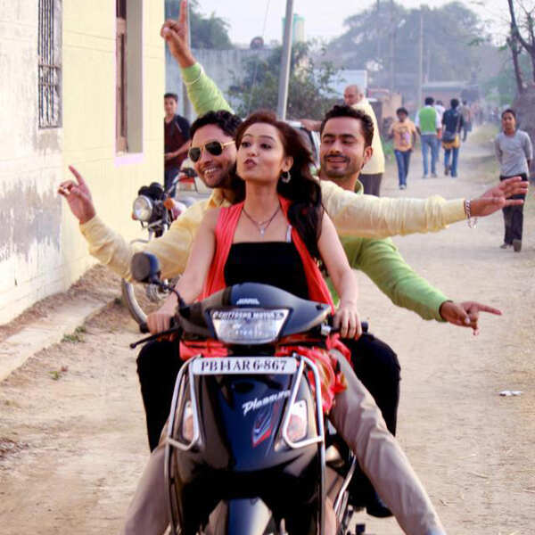 Navdeep Kaler Pictures