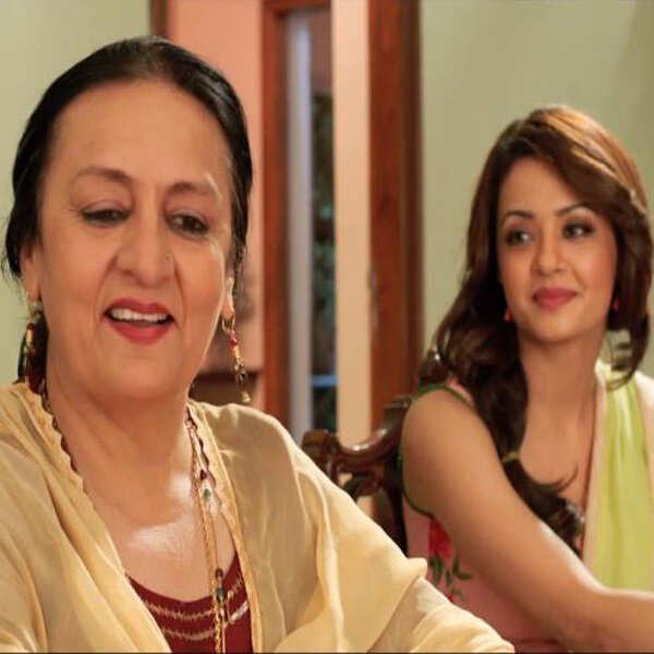 Dolly Ahluwalia