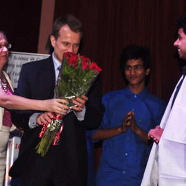 Raj Thakur Pictures