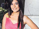 Pooja Gor turns a year older
