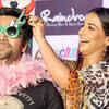 Article image for: Watch Emraan join Vidya at a <i class="tbold">kitty party</i>