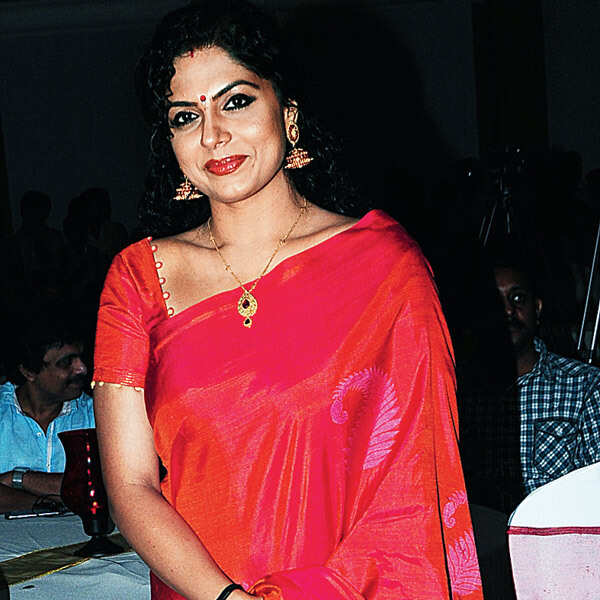 Asha Sarath Pictures
