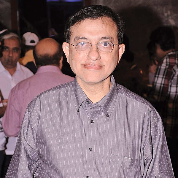 Aziz Khan Images