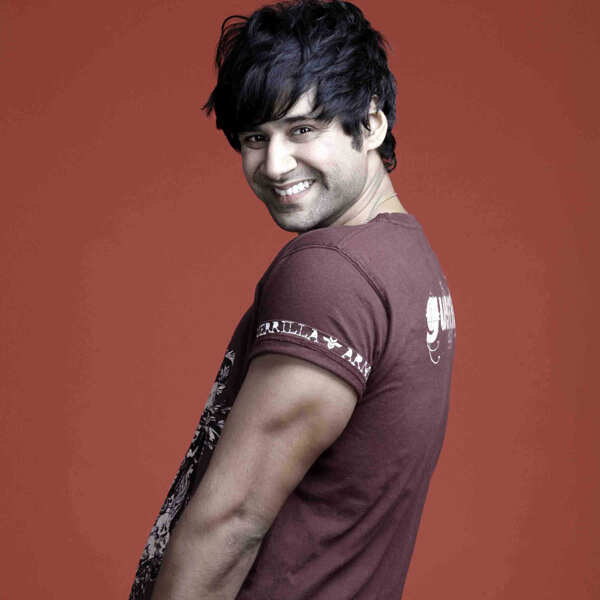 Saurabbh Roy Pictures