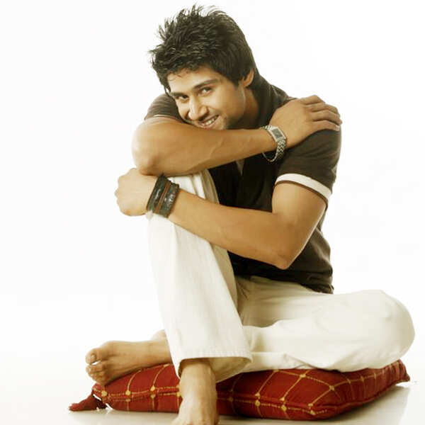 Saurabbh Roy Images