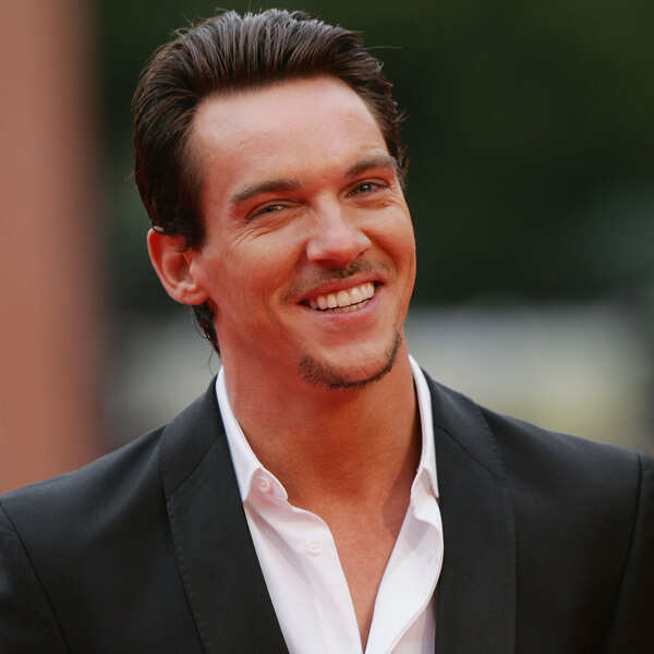 Jonathan Rhys Meyers Wallpapers