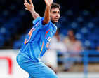 WI Tri-series '13: Bhuvneshwar leads India to final