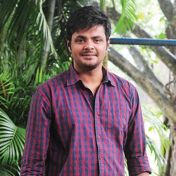 Maqbool Salmaan Images