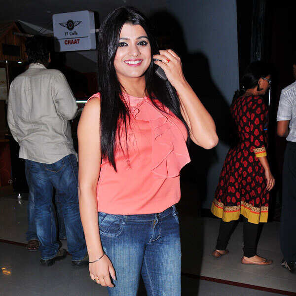 Tashu Kaushik Photos