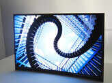 Samsung, LG start selling curved TVs