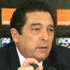 Article image for: Check out our latest images of <i class="tbold">Ali Bacher</i>
