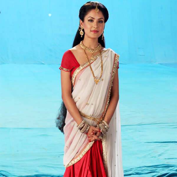 Pooja Bose Wallpapers