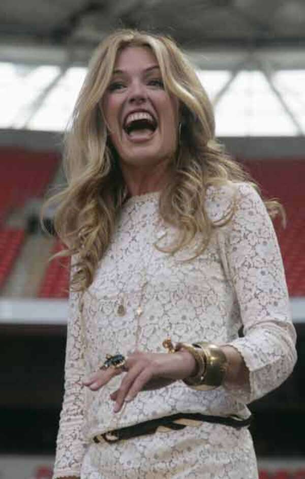 Cat Deeley Photos