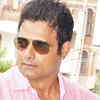 Article image for: <i class="tbold">Abhimanyu Singh</i> relishes his mom's affection