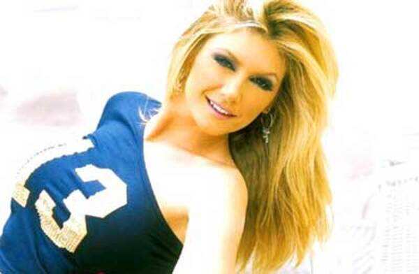 Brande Roderick Pictures