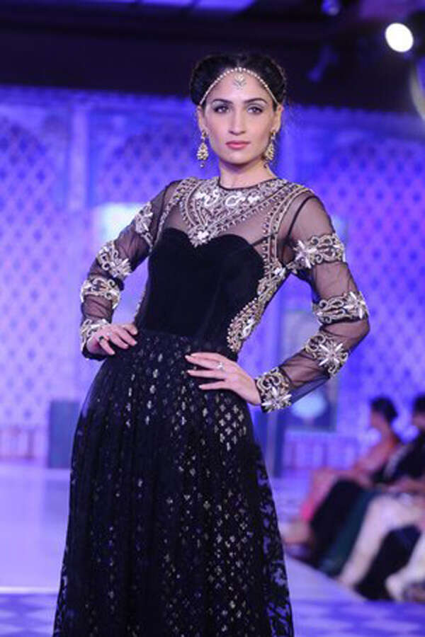Niki Mahajan