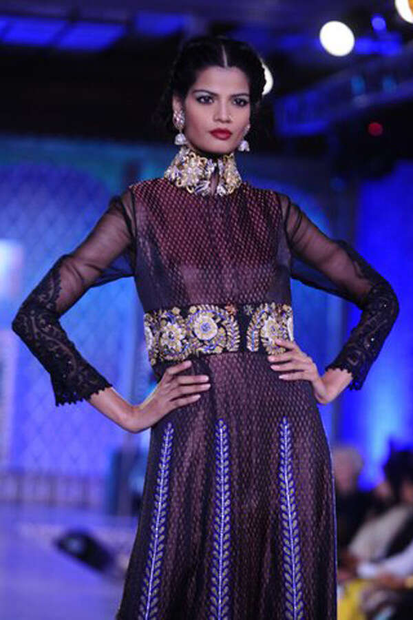 Niki Mahajan