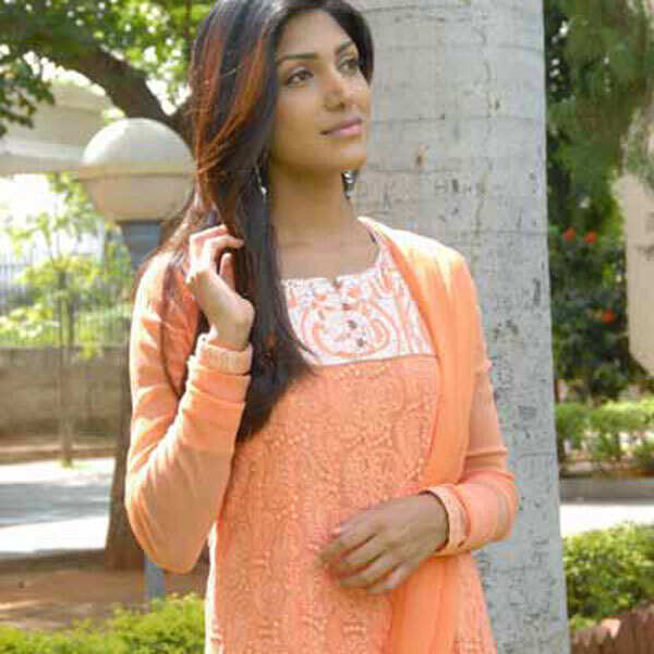 Sindhura Gadde Wallpapers