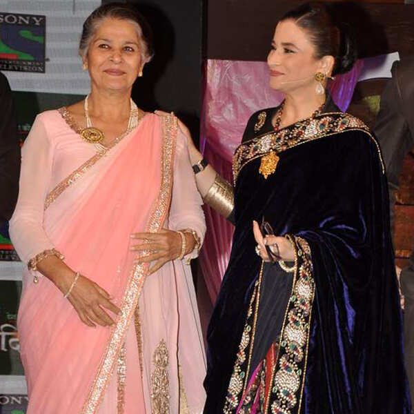 Suhasini Mulay Pictures