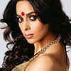 Article image for: Mallika launches '<i class="tbold">the bachelorette</i> India'