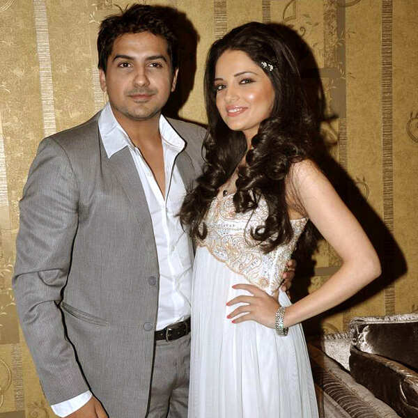 Armeena Rana Khan Pictures