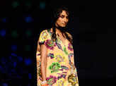WIFW '13: Day 1: Oz Fest & Artisans of Fashion