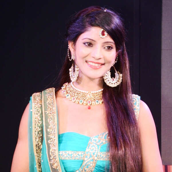 Kajal Jain Photos
