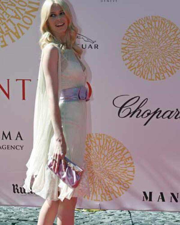 Claudia Schiffer Wallpapers