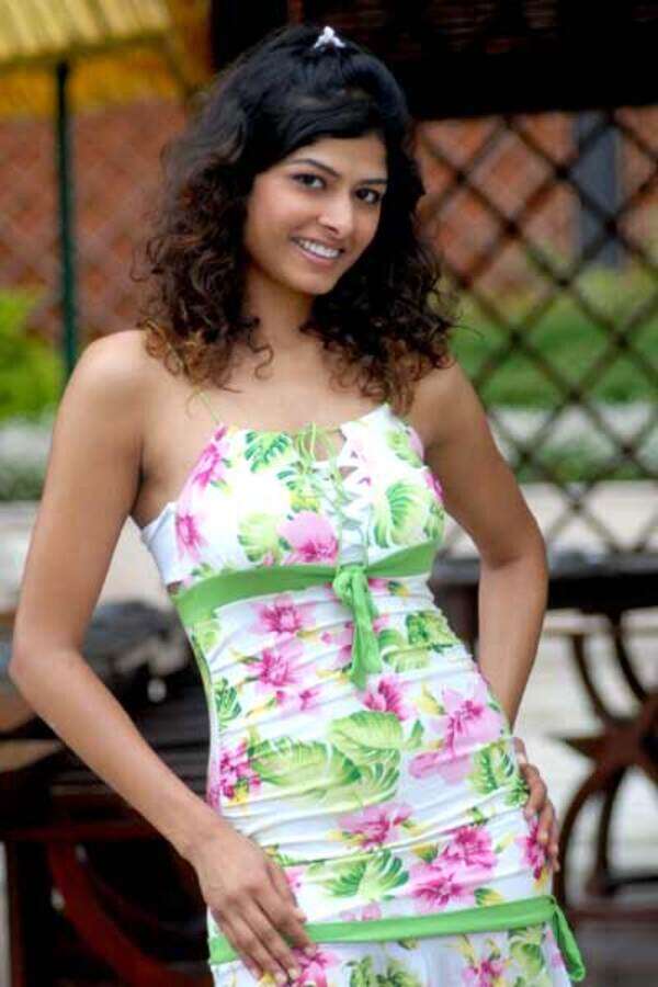 Priyanka Shah Wallpapers