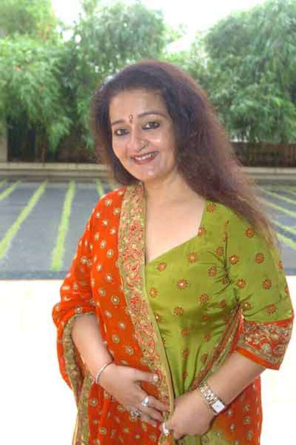 Apara Mehta