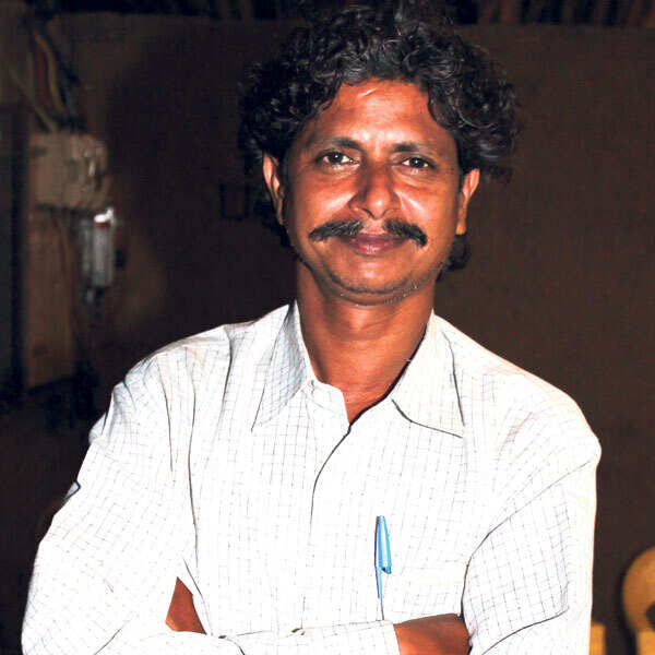 Akil Stills
