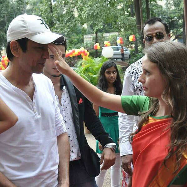 Kay Kay Menon
