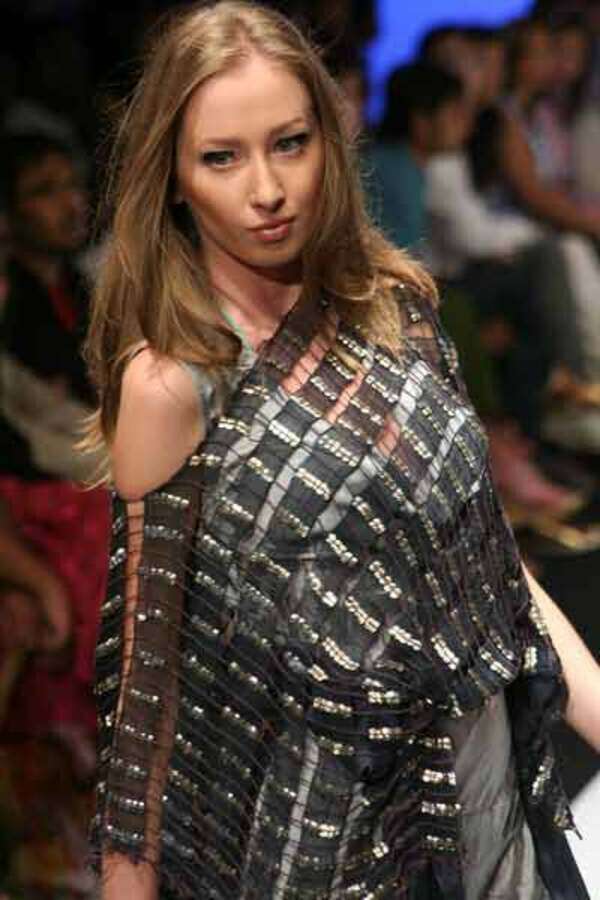 Anuj Sharma. Images